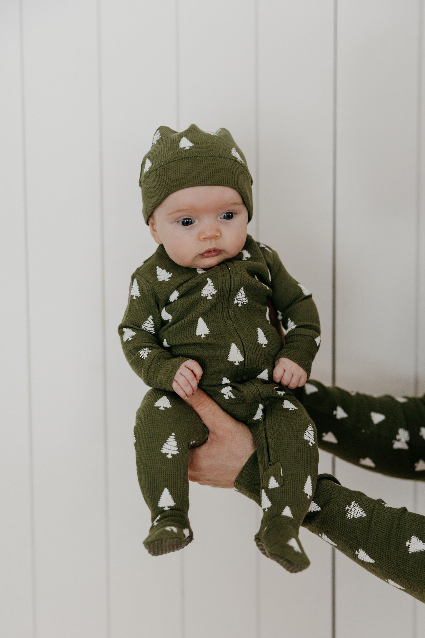 Frosty Pine Thermal 2-Way Zipper Footie & Cap Set