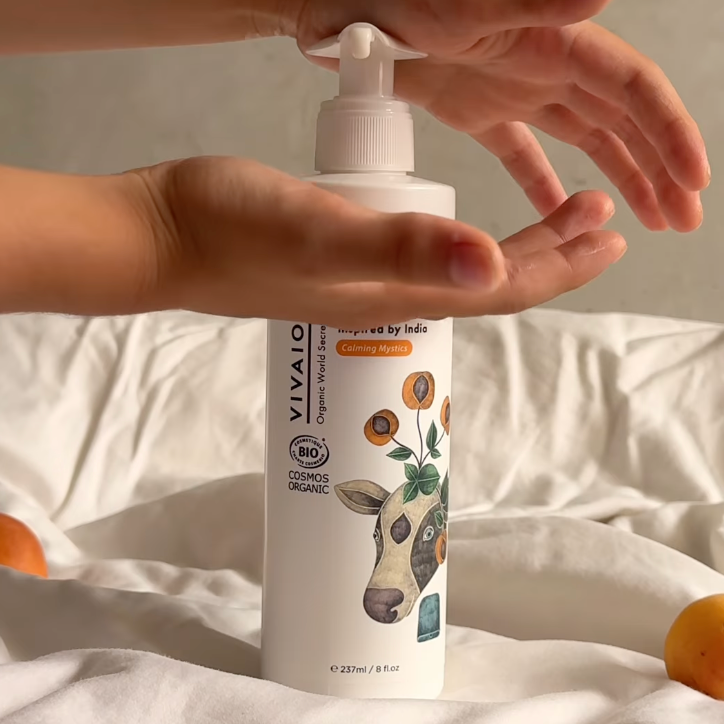 Organic Apricot Oil Face & Body Lotion - Natural Moisturizer for Dry Skin - 8oz Pump